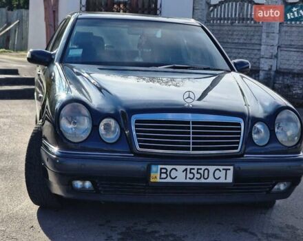 Мерседес Е-Класс 1999 в Стрые на Automoto.ua Синий Мерседес Е-Класс, объемом двигателя 3 л и пробегом 325 тыс. км за 2300 $, фото 1 на Automoto.ua