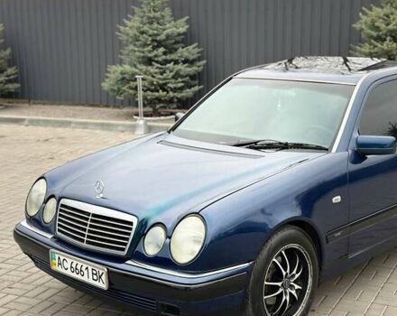 Синій Мерседес Е-Клас, об'ємом двигуна 2 л та пробігом 400 тис. км за 3800 $, фото 6 на Automoto.ua