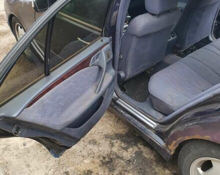 Синий Мерседес Е-Класс, объемом двигателя 2.69 л и пробегом 510 тыс. км за 3200 $, фото 5 на Automoto.ua