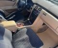 Синій Мерседес Е-Клас, об'ємом двигуна 3.2 л та пробігом 600 тис. км за 4200 $, фото 7 на Automoto.ua