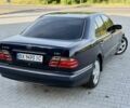 Синий Мерседес Е-Класс, объемом двигателя 2.7 л и пробегом 451 тыс. км за 3700 $, фото 6 на Automoto.ua