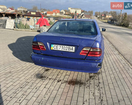 Синий Мерседес Е-Класс, объемом двигателя 2.2 л и пробегом 400 тыс. км за 1300 $, фото 7 на Automoto.ua