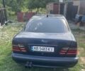 Синий Мерседес Е-Класс, объемом двигателя 2 л и пробегом 415 тыс. км за 3216 $, фото 8 на Automoto.ua