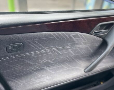 Синий Мерседес Е-Класс, объемом двигателя 2.2 л и пробегом 326 тыс. км за 4300 $, фото 9 на Automoto.ua