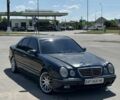 Синий Мерседес Е-Класс, объемом двигателя 3.2 л и пробегом 450 тыс. км за 3500 $, фото 1 на Automoto.ua