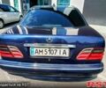 Синий Мерседес Е-Класс, объемом двигателя 2.2 л и пробегом 370 тыс. км за 3500 $, фото 6 на Automoto.ua