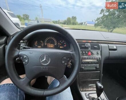 Синій Мерседес Е-Клас, об'ємом двигуна 2.7 л та пробігом 400 тис. км за 6750 $, фото 19 на Automoto.ua