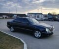 Синий Мерседес Е-Класс, объемом двигателя 2.7 л и пробегом 370 тыс. км за 3796 $, фото 2 на Automoto.ua