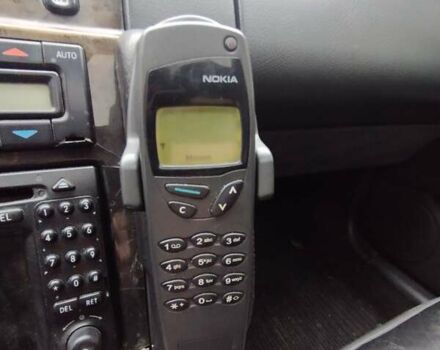 Синий Мерседес Е-Класс, объемом двигателя 2.8 л и пробегом 280 тыс. км за 3800 $, фото 6 на Automoto.ua