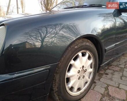 Синий Мерседес Е-Класс, объемом двигателя 2 л и пробегом 480 тыс. км за 3700 $, фото 11 на Automoto.ua