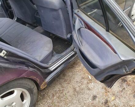 Синий Мерседес Е-Класс, объемом двигателя 2.69 л и пробегом 510 тыс. км за 3200 $, фото 4 на Automoto.ua