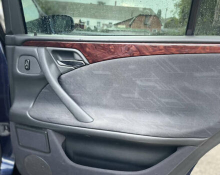 Синий Мерседес Е-Класс, объемом двигателя 2.2 л и пробегом 314 тыс. км за 4999 $, фото 25 на Automoto.ua