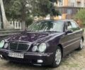 Синій Мерседес Е-Клас, об'ємом двигуна 2.2 л та пробігом 333 тис. км за 2102 $, фото 1 на Automoto.ua