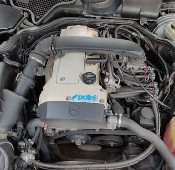 Синій Мерседес Е-Клас, об'ємом двигуна 2 л та пробігом 300 тис. км за 4700 $, фото 32 на Automoto.ua