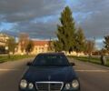 Синій Мерседес Е-Клас, об'ємом двигуна 2 л та пробігом 500 тис. км за 4300 $, фото 2 на Automoto.ua