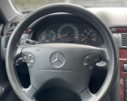 Синий Мерседес Е-Класс, объемом двигателя 2.2 л и пробегом 326 тыс. км за 4300 $, фото 8 на Automoto.ua