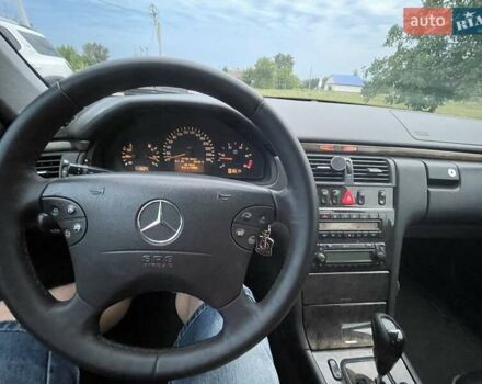 Синій Мерседес Е-Клас, об'ємом двигуна 2.7 л та пробігом 400 тис. км за 6750 $, фото 16 на Automoto.ua
