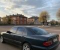 Синій Мерседес Е-Клас, об'ємом двигуна 2 л та пробігом 500 тис. км за 4050 $, фото 4 на Automoto.ua