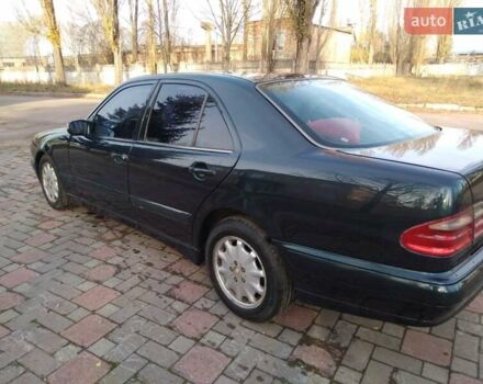 Синий Мерседес Е-Класс, объемом двигателя 2 л и пробегом 480 тыс. км за 3700 $, фото 5 на Automoto.ua