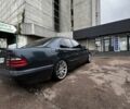 Синий Мерседес Е-Класс, объемом двигателя 3.2 л и пробегом 460 тыс. км за 2992 $, фото 6 на Automoto.ua