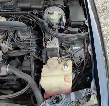 Синій Мерседес Е-Клас, об'ємом двигуна 2 л та пробігом 300 тис. км за 4700 $, фото 17 на Automoto.ua