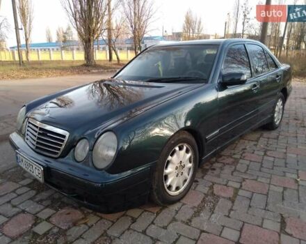 Синий Мерседес Е-Класс, объемом двигателя 2 л и пробегом 480 тыс. км за 3700 $, фото 7 на Automoto.ua