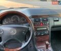 Синий Мерседес Е-Класс, объемом двигателя 2.8 л и пробегом 362 тыс. км за 3600 $, фото 16 на Automoto.ua
