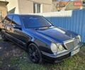 Синий Мерседес Е-Класс, объемом двигателя 2 л и пробегом 272 тыс. км за 4700 $, фото 1 на Automoto.ua