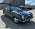 Синий Мерседес Е-Класс, объемом двигателя 3.2 л и пробегом 288 тыс. км за 4700 $, фото 4 на Automoto.ua