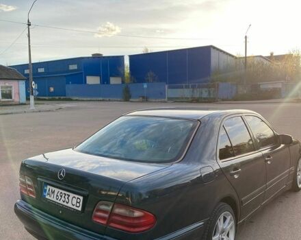 Синій Мерседес Е-Клас, об'ємом двигуна 2 л та пробігом 500 тис. км за 4050 $, фото 6 на Automoto.ua