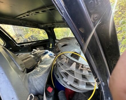 Синій Мерседес Е-Клас, об'ємом двигуна 2.2 л та пробігом 777 тис. км за 700 $, фото 5 на Automoto.ua