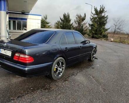 Синій Мерседес Е-Клас, об'ємом двигуна 2 л та пробігом 300 тис. км за 4700 $, фото 12 на Automoto.ua