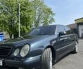 Синий Мерседес Е-Класс, объемом двигателя 3.2 л и пробегом 600 тыс. км за 4800 $, фото 1 на Automoto.ua