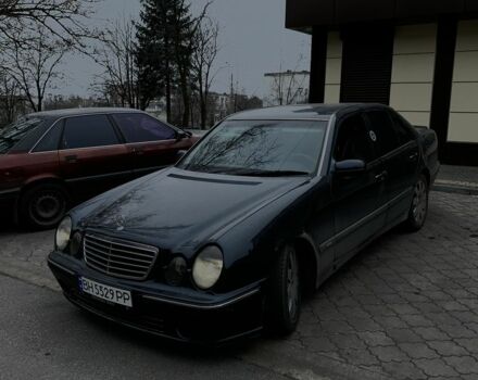 Синій Мерседес Е-Клас, об'ємом двигуна 2.8 л та пробігом 320 тис. км за 2750 $, фото 5 на Automoto.ua