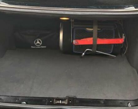 Синій Мерседес Е-Клас, об'ємом двигуна 2 л та пробігом 300 тис. км за 4700 $, фото 29 на Automoto.ua