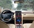 Синій Мерседес Е-Клас, об'ємом двигуна 2.2 л та пробігом 333 тис. км за 2102 $, фото 8 на Automoto.ua