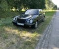Синий Мерседес Е-Класс, объемом двигателя 2.7 л и пробегом 410 тыс. км за 4510 $, фото 3 на Automoto.ua