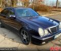 Синій Мерседес Е-Клас, об'ємом двигуна 3.2 л та пробігом 400 тис. км за 6600 $, фото 6 на Automoto.ua