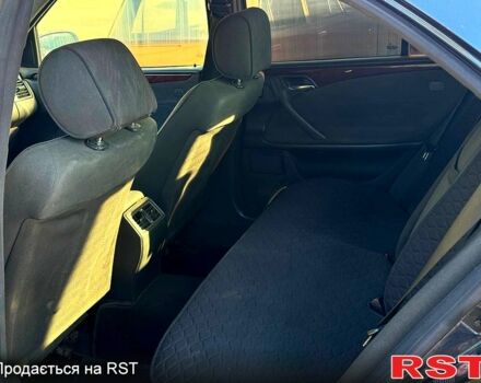 Синій Мерседес Е-Клас, об'ємом двигуна 2.2 л та пробігом 300 тис. км за 2699 $, фото 10 на Automoto.ua