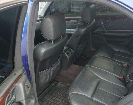 Синий Мерседес Е-Класс, объемом двигателя 2 л и пробегом 300 тыс. км за 3800 $, фото 9 на Automoto.ua