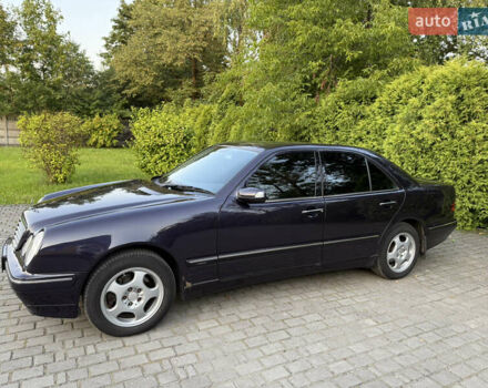 Синій Мерседес Е-Клас, об'ємом двигуна 2.7 л та пробігом 346 тис. км за 7700 $, фото 1 на Automoto.ua