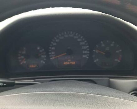 Синий Мерседес Е-Класс, объемом двигателя 2.2 л и пробегом 400 тыс. км за 2850 $, фото 14 на Automoto.ua