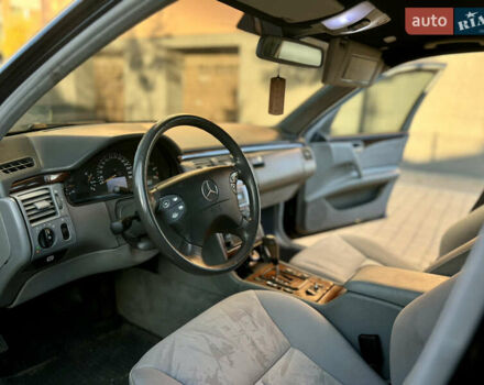 Мерседес Е-Класс 2001 в Ивано-Франковске на Automoto.ua Синий Мерседес Е-Класс, объемом двигателя 3.2 л и пробегом 350 тыс. км за 3800 $, фото 13 на Automoto.ua