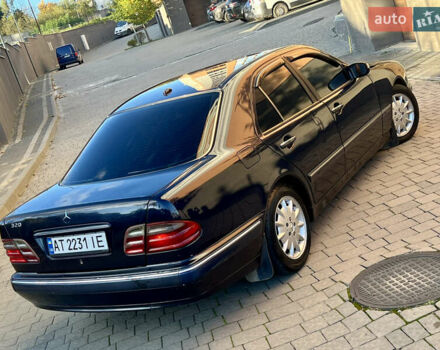 Мерседес Е-Класс 2001 в Ивано-Франковске на Automoto.ua Синий Мерседес Е-Класс, объемом двигателя 3.2 л и пробегом 350 тыс. км за 3800 $, фото 10 на Automoto.ua