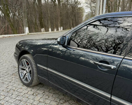 Синий Мерседес Е-Класс, объемом двигателя 2.7 л и пробегом 350 тыс. км за 6700 $, фото 9 на Automoto.ua