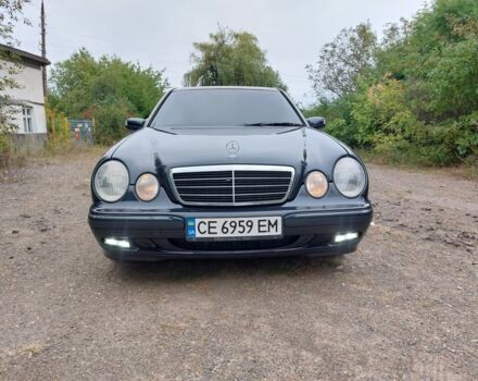 Синий Мерседес Е-Класс, объемом двигателя 2.1 л и пробегом 380 тыс. км за 4700 $, фото 12 на Automoto.ua