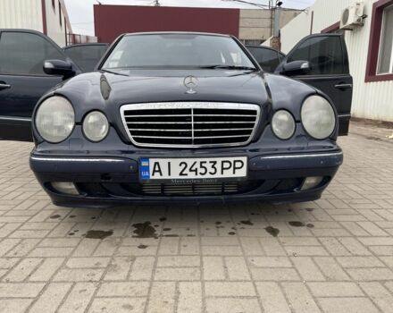 Синий Мерседес Е-Класс, объемом двигателя 2.1 л и пробегом 615 тыс. км за 4000 $, фото 1 на Automoto.ua