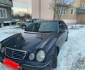 Синий Мерседес Е-Класс, объемом двигателя 2.7 л и пробегом 295 тыс. км за 2900 $, фото 3 на Automoto.ua