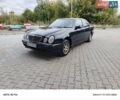 Синий Мерседес Е-Класс, объемом двигателя 2 л и пробегом 400 тыс. км за 2850 $, фото 8 на Automoto.ua