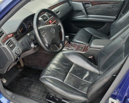 Синий Мерседес Е-Класс, объемом двигателя 2 л и пробегом 300 тыс. км за 3800 $, фото 7 на Automoto.ua